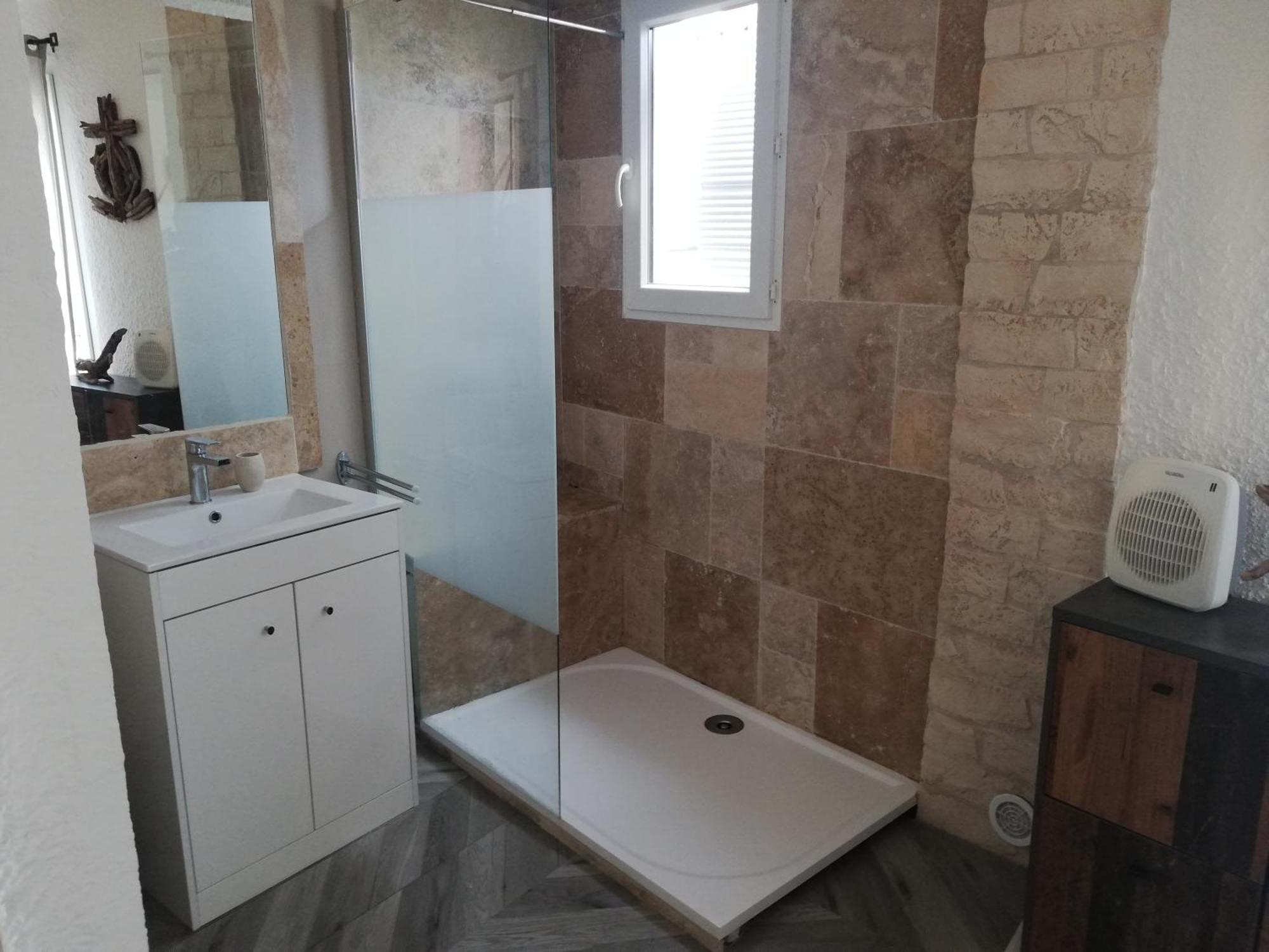 Jolie Appartement Refait A Neuf Сент-Марі-де-ла-Мер Екстер'єр фото